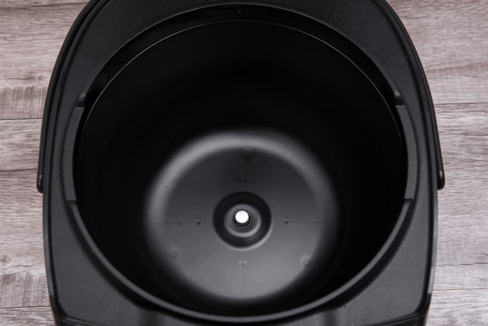 Nồi cơm cao tần Tiger 1.8 lít JKT-D18V Màu Đen - Bạc