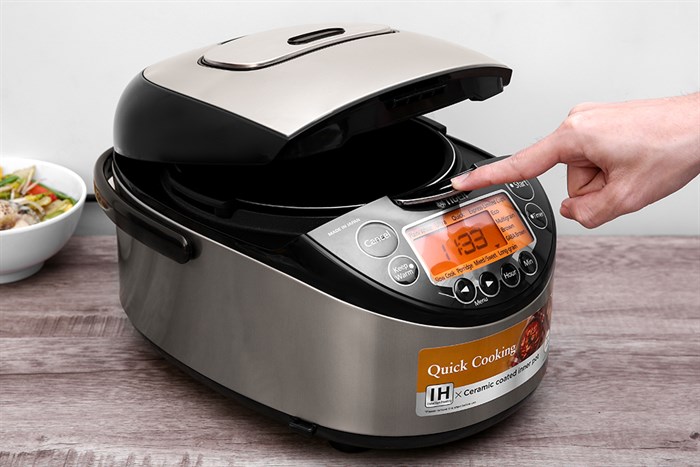 Nồi cơm cao tần Tiger 1 lít JKT-D10V Màu Đen - Bạc