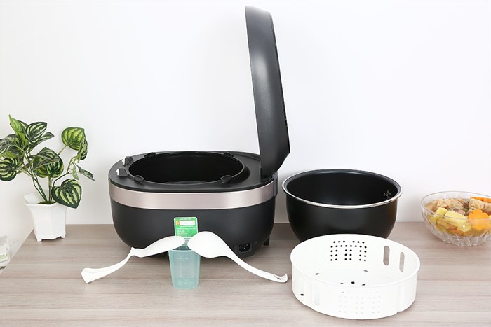 Nồi cơm cao tần Casper 1.5 lít CI-15RC01 Màu Đen