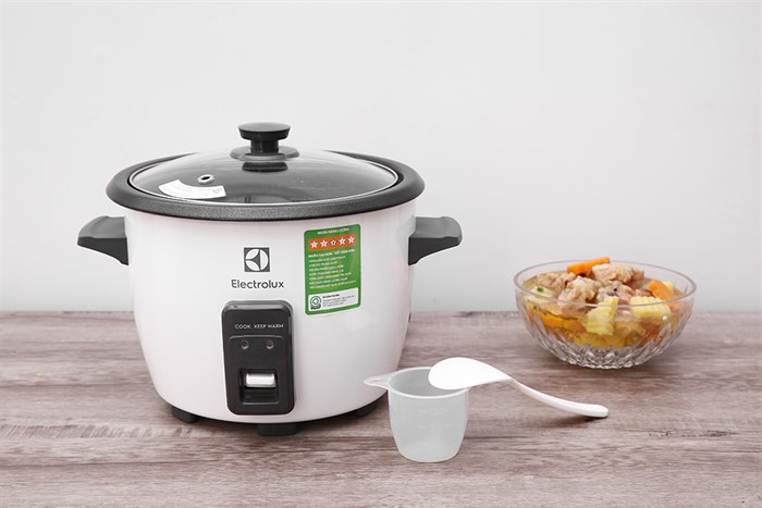 Nồi cơm nắp rời Electrolux 1.8 lít E2RC1-320W