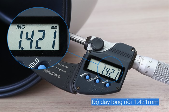 Nồi cơm nắp gài Electrolux 1.8 lít E4RC1-320P Màu Hồng