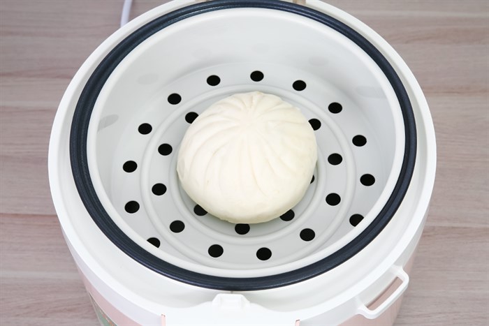 Nồi cơm nắp gài Electrolux 1.8 lít E4RC1-320P Màu Hồng