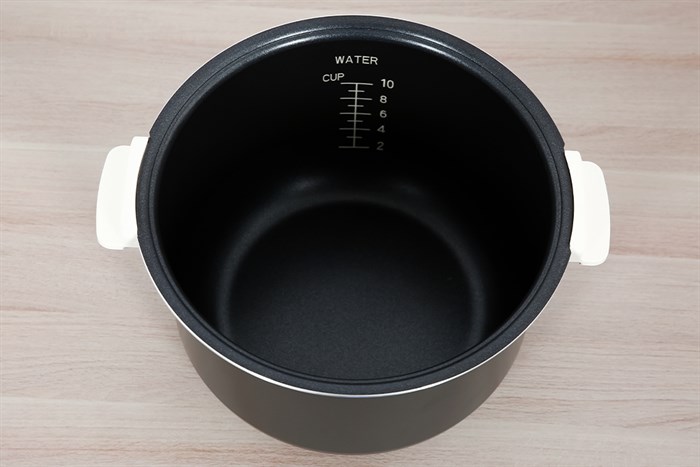 Nồi cơm nắp gài Electrolux 1.8 lít E4RC1-350B Màu Kem