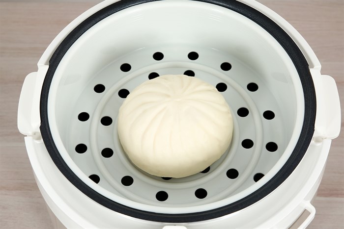 Nồi cơm nắp gài Electrolux 1.8 lít E4RC1-350B Màu Kem