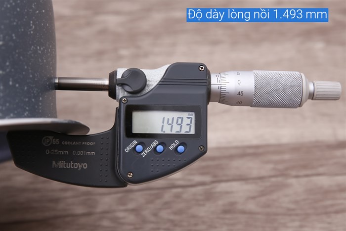 Nồi cơm điện tử Tefal 1.8 lít RK733168 Màu Trắng