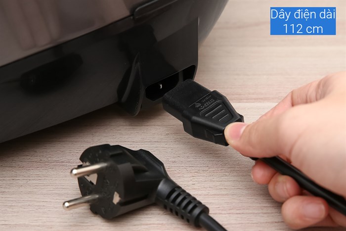 Nồi cơm điện tử BlueStone 1.8 lít RCB-5938 Màu Nâu