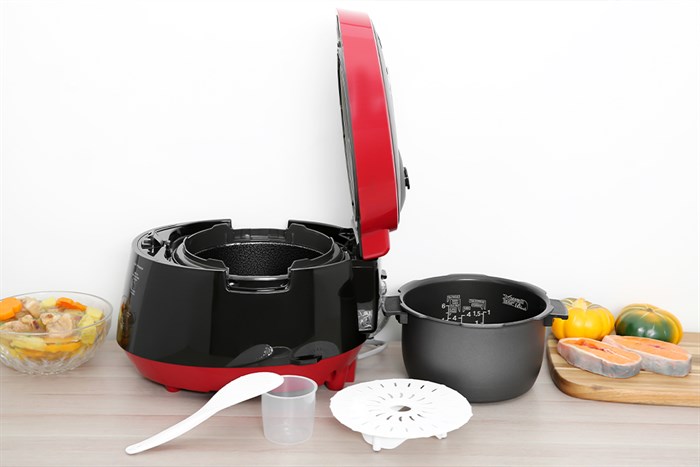 Nồi cơm điện tử áp suất Cuckoo 1.08 lít CRP-PK0600F/BKRDVN Màu Đen - Đỏ