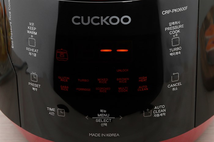 Nồi cơm điện tử áp suất Cuckoo 1.08 lít CRP-PK0600F/BKRDVN Màu Đen - Đỏ