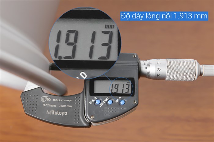 Nồi cơm nắp rời Sharp 7 lít KSH-D77V Màu Trắng