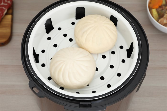 Nồi cơm nắp gài Crystal 3 lít NCG3001 Màu Vàng đồng