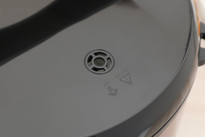 Nồi cơm nắp gài Crystal 3 lít NCG3001 Màu Vàng đồng