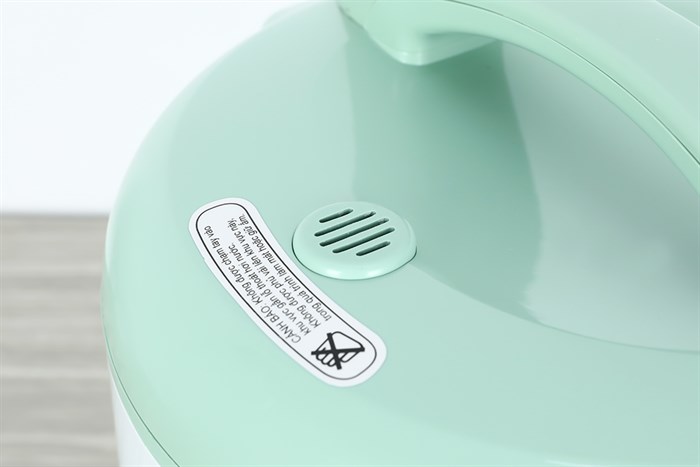 Nồi cơm nắp gài Sunhouse 1.8 lít SHD8621 Màu Trắng - Xanh lá