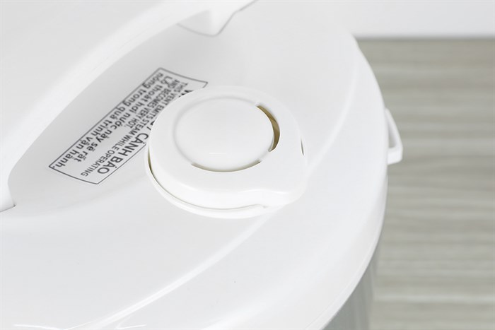 Nồi cơm nắp gài Panasonic 1 lít SR-MVN10LRAX Màu Xám