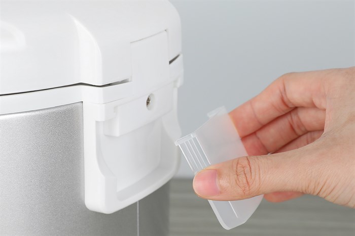 Nồi cơm nắp gài Panasonic 1 lít SR-MVN10LRAX Màu Xám