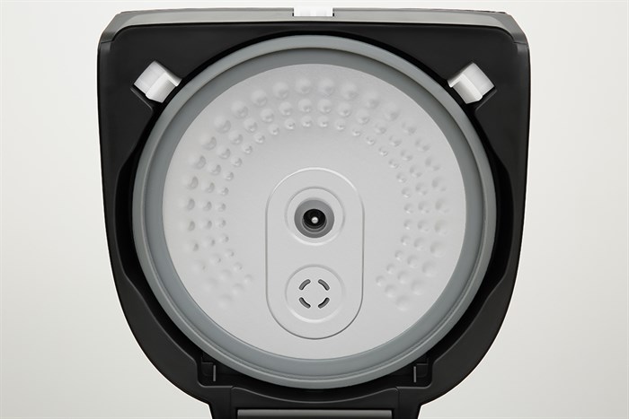 Nồi cơm cao tần Beko 1.8 lít RCI 80143B Màu Đen - Vàng đồng