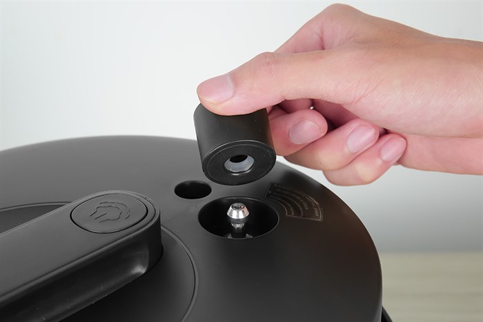 Nồi cơm điện tử áp suất Mishio 1 lít MK-303 Màu Đen