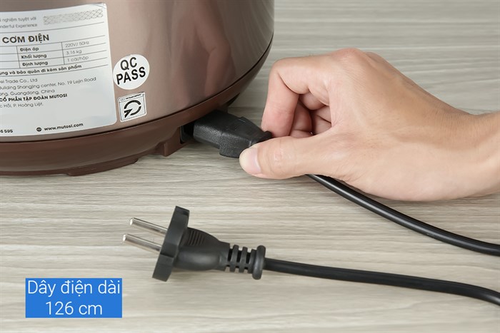 Nồi cơm nắp gài Mutosi 2.8 lít MR-38 Màu Nâu