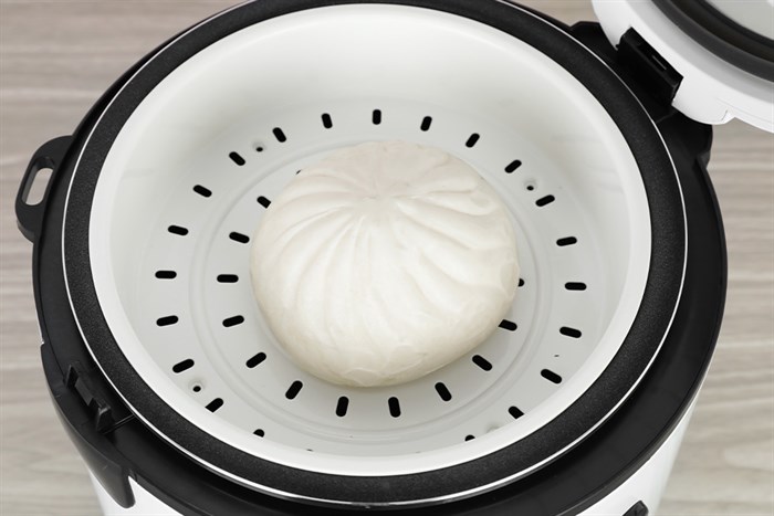 Nồi cơm nắp gài Crystal 1.8 lít BXB-50C Màu Trắng