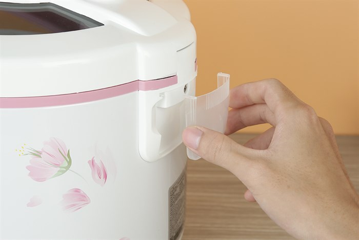 Nồi cơm nắp gài Crystal 1.8 lít X2522 Màu Trắng - Hồng