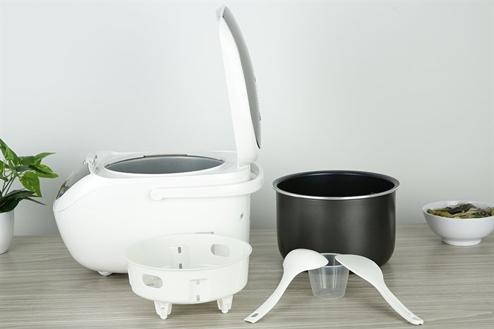 Nồi cơm điện tử Panasonic 1.8 lít SR-CX188SRAM Màu Trắng