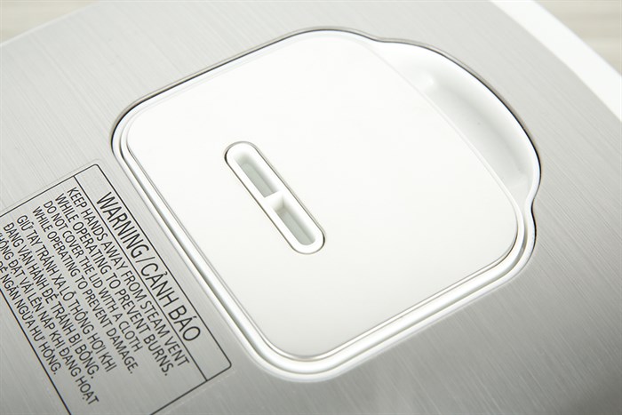 Nồi cơm điện tử Panasonic 1.8 lít SR-CX188SRAM Màu Trắng