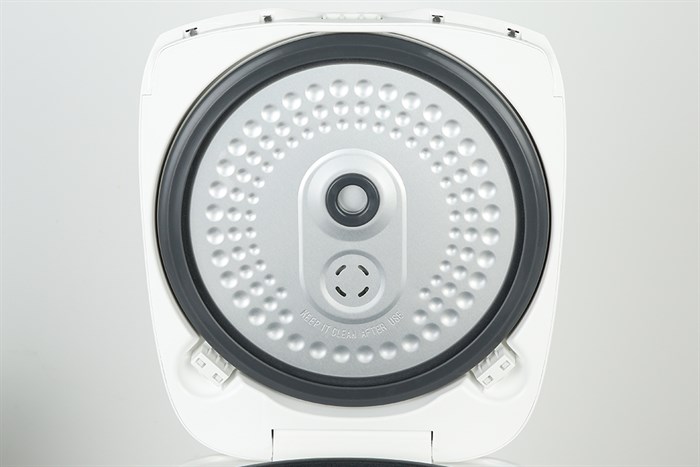 Nồi cơm điện tử Panasonic 1.8 lít SR-CX188SRAM Màu Trắng