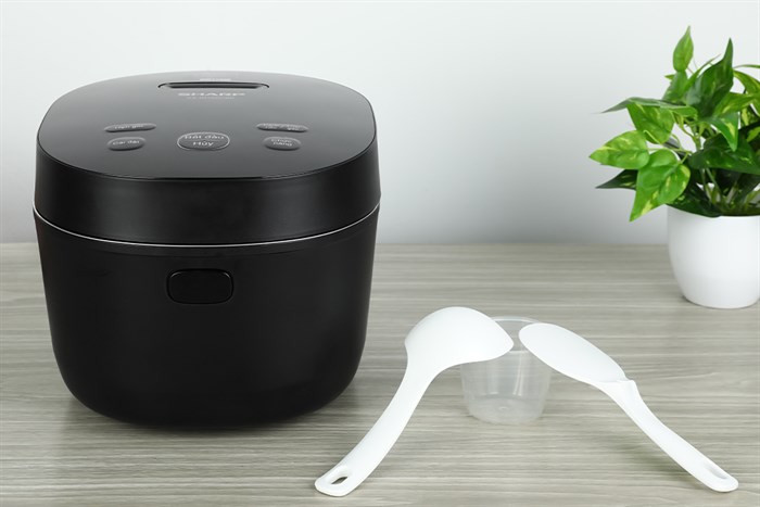 Nồi cơm cao tần Sharp 1.2 lít KS-IH122V-BK Màu Đen