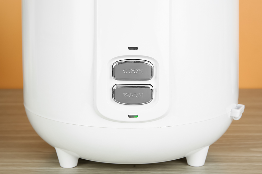 Nồi cơm nắp gài Kangaroo 1.8 lít KG18RC9 Màu Trắng
