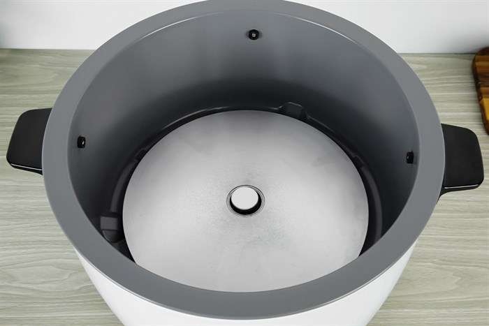 Nồi cơm nắp rời Panasonic 7.2 lít SR-GA721WRA Màu Trắng