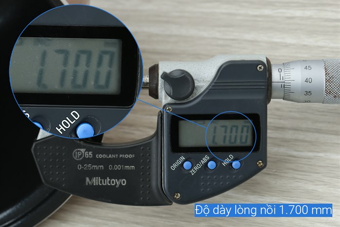 Nồi cơm điện tử BlueStone 1.5 lít RCB-5946 Màu Tím than