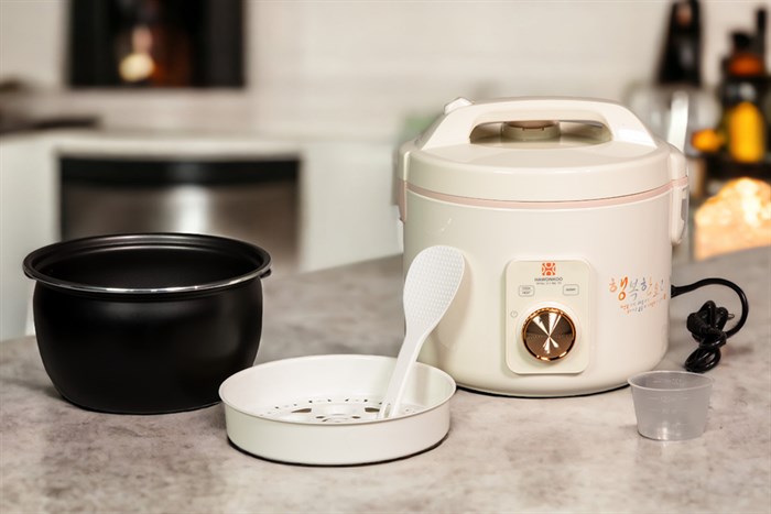 Nồi cơm nắp gài Hawonkoo 1.5 lít RCH-154-CE Màu Trắng