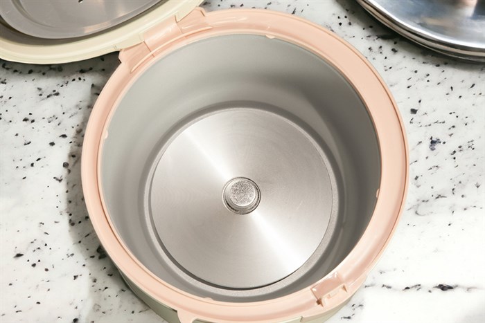 Nồi cơm nắp gài Hawonkoo 1.5 lít RCH-154-CE Màu Trắng