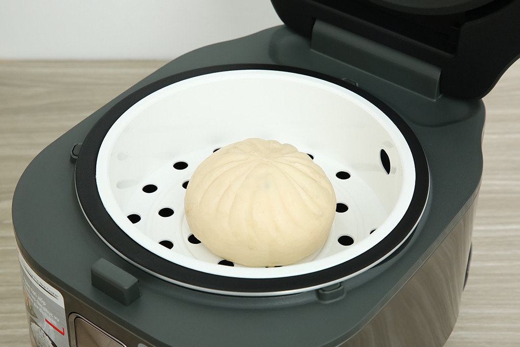 Nồi cơm cao tần Tefal 1.8 lít RK818A68 Màu Xám