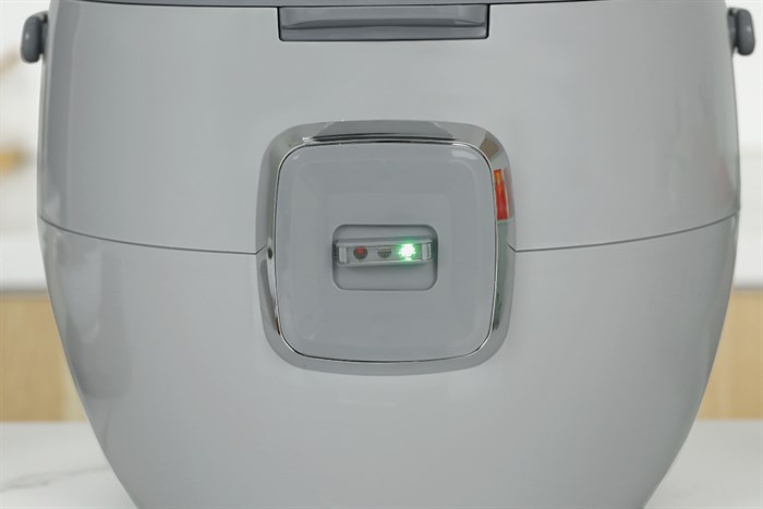 Nồi cơm nắp gài Sunhouse 1.8 lít SHD8663G Màu Xám