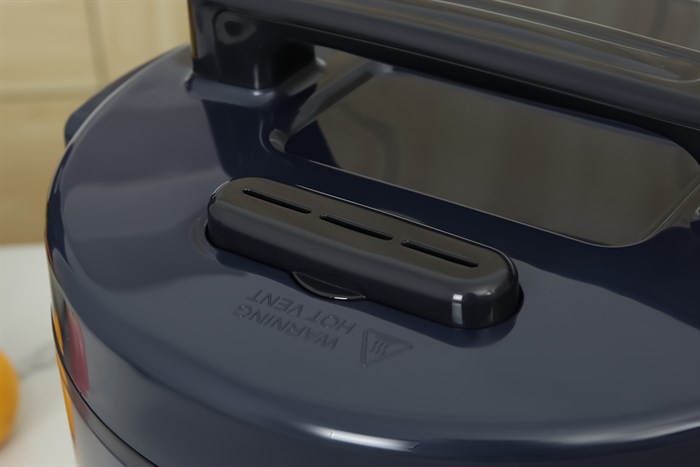 Nồi cơm nắp gài Sunhouse 3 lít SHD8309 Màu Xanh than