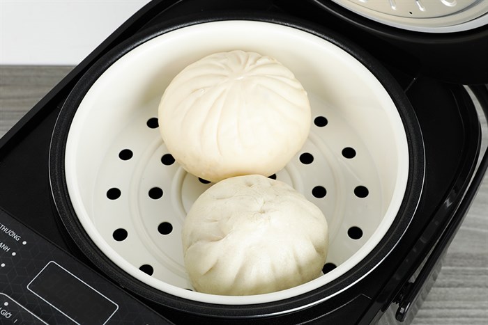 Nồi cơm điện tử Sharp 1.8 lít KS-COM194EV-BK Màu Đen - Xám