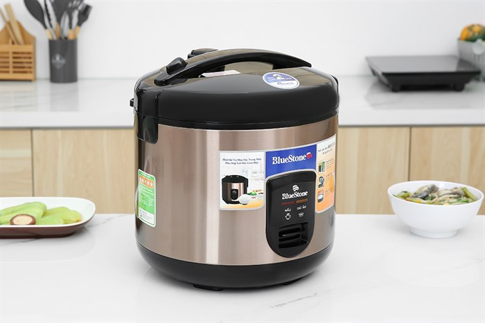 Nồi cơm nắp gài BlueStone 2.8 lít RCB-5538 Màu Đen - Vàng đồng