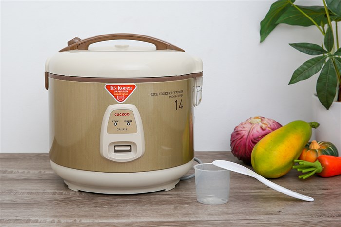 Nồi cơm nắp gài Cuckoo 2.5 lít CR-1413 Màu Nâu nhạt