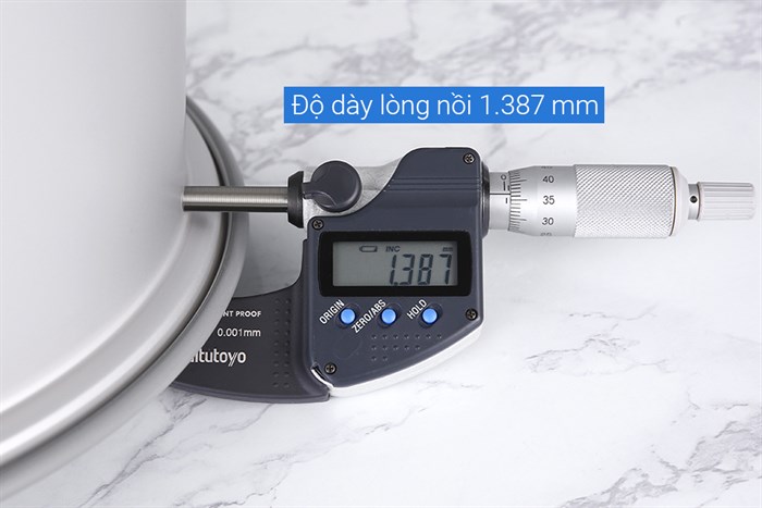 Nồi cơm nắp gài Cuckoo 3 lít CR- 1713 Màu Đỏ