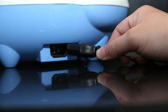 Nồi cơm điện Happycook 1.8 lít HC-180A Màu Trắng - Xanh