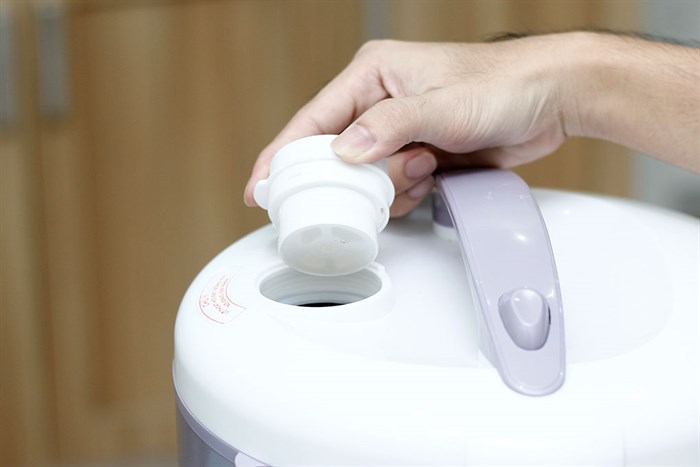 Nồi cơm điện Goldsun 1.8 lít ARC-G18SA2 Màu Xám