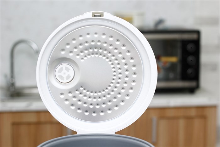 Nồi cơm điện Goldsun 1.8 lít ARC-G18SA2 Màu Xám