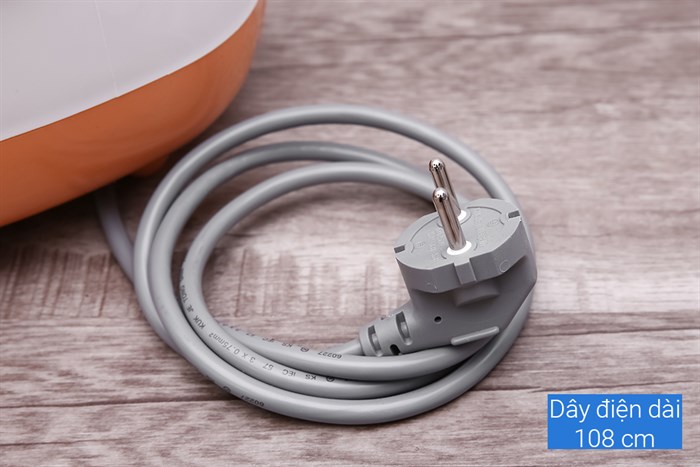 Nồi cơm nắp gài Cuckoo 0.5 lít CR-0331 Màu Cam