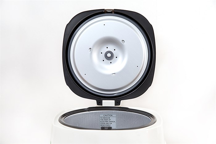 Nồi cơm nắp gài Cuckoo 0.5 lít CR-0331 Màu Cam