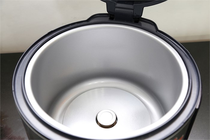 Nồi cơm điện Sharp 1.8 lít KS-R181STV Màu Đen - Xám