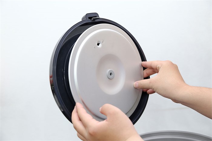 Nồi cơm điện Sharp 1.8 lít KS-R181STV Màu Đen - Xám