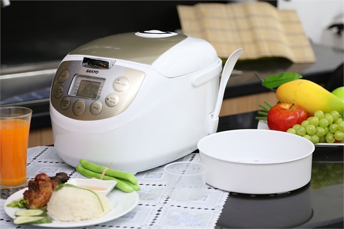 Nồi cơm điện Sanyo 1.8 lít ECJ-M200 Màu Trắng