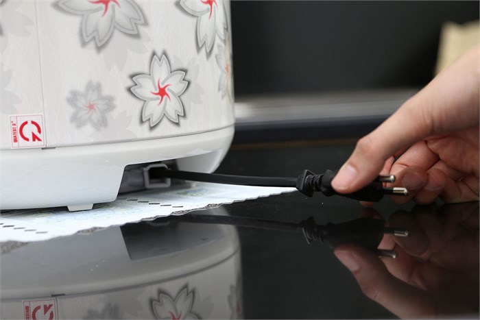 Nồi cơm điện Sharp 1.8 lít KS-182ETV Màu Trắng - Xanh