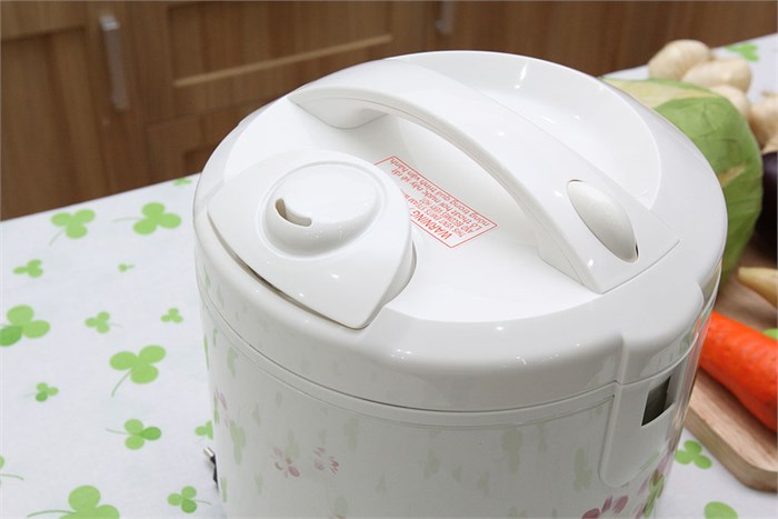 Nồi cơm điện Panasonic 1 lít SR-TEJ10 Màu Trắng