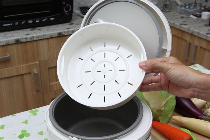 Nồi cơm điện Panasonic 1 lít SR-TEJ10 Màu Trắng